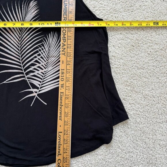 Old Navy high neck swing tank top in black with creamy gold palm leaf print - Picture 4 of 7